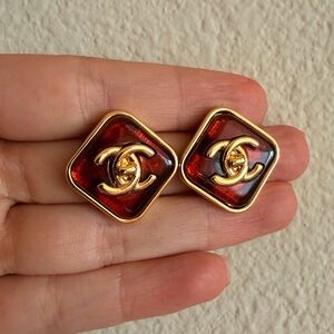 🧡Vintage Chanel Amber Resin CC Gold Tone Earrings✨